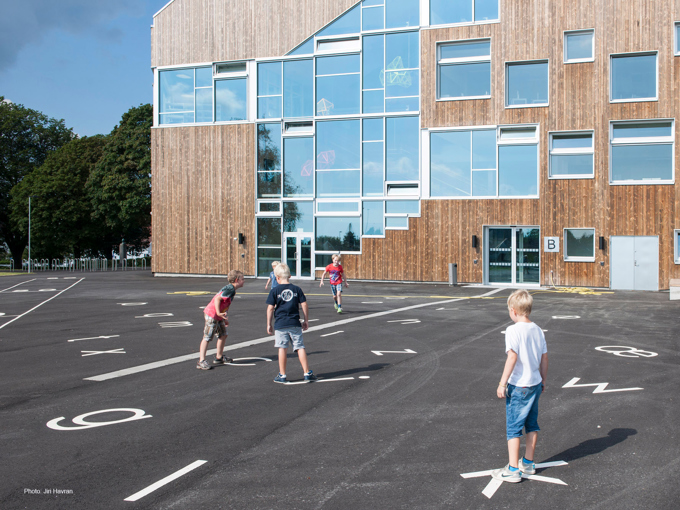 Mesterfjellet Skole - cour d'école